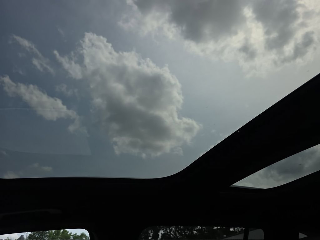 New 2026 Black Mercedes-Benz GLB 250 image 27