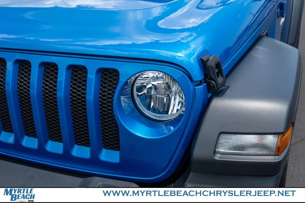 Certified Used 2023 Blue Pearl Jeep Sport S image 11