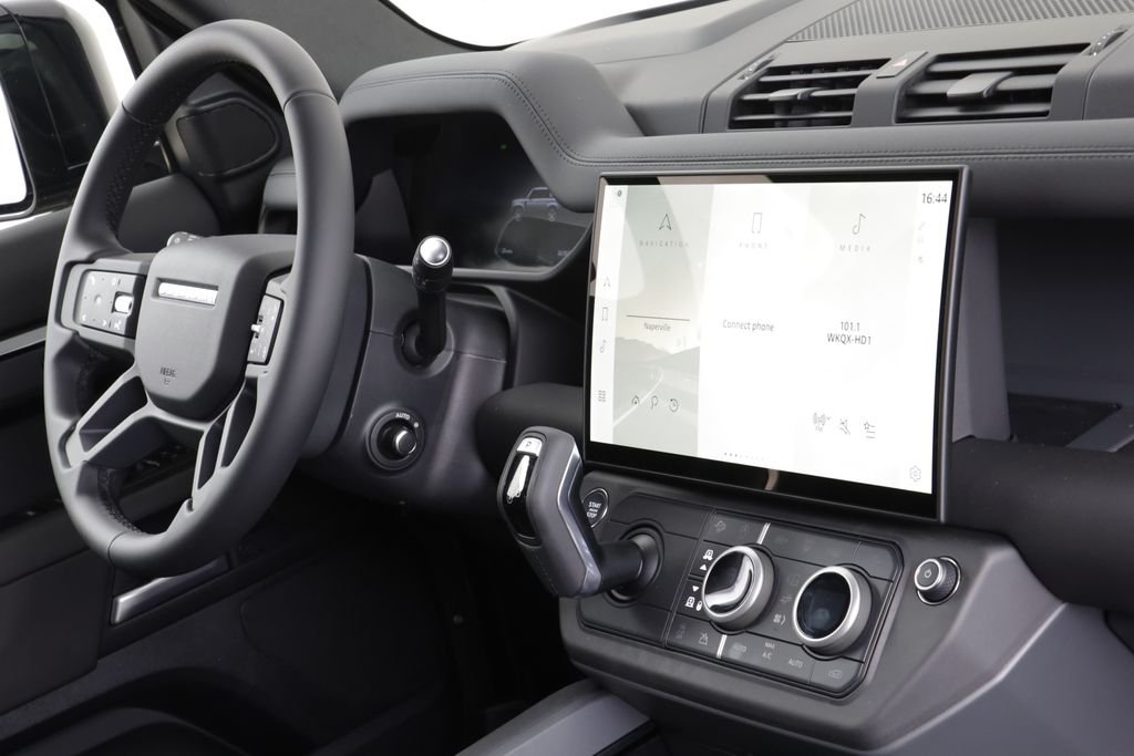 New 2026 Carpathian Grey LAND ROVER X-Dynamic SE image 23
