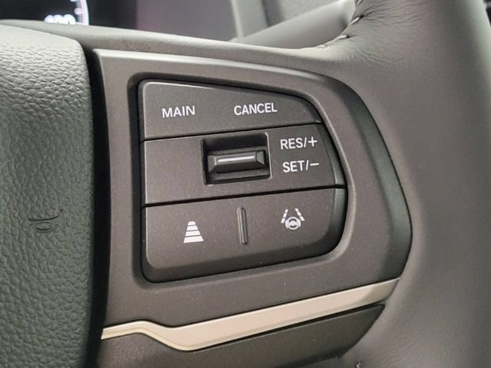 New 2026 Sonic Gray Pearl Honda RTL image 18