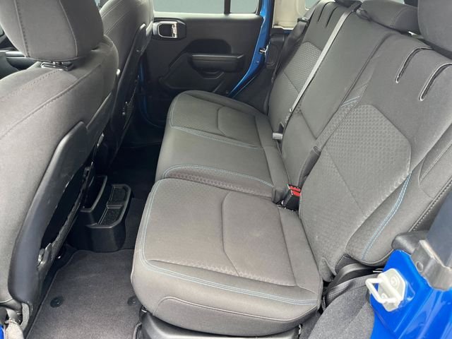 Used 2024 Hydro Blue Pearlcoat Jeep Rubicon image 9