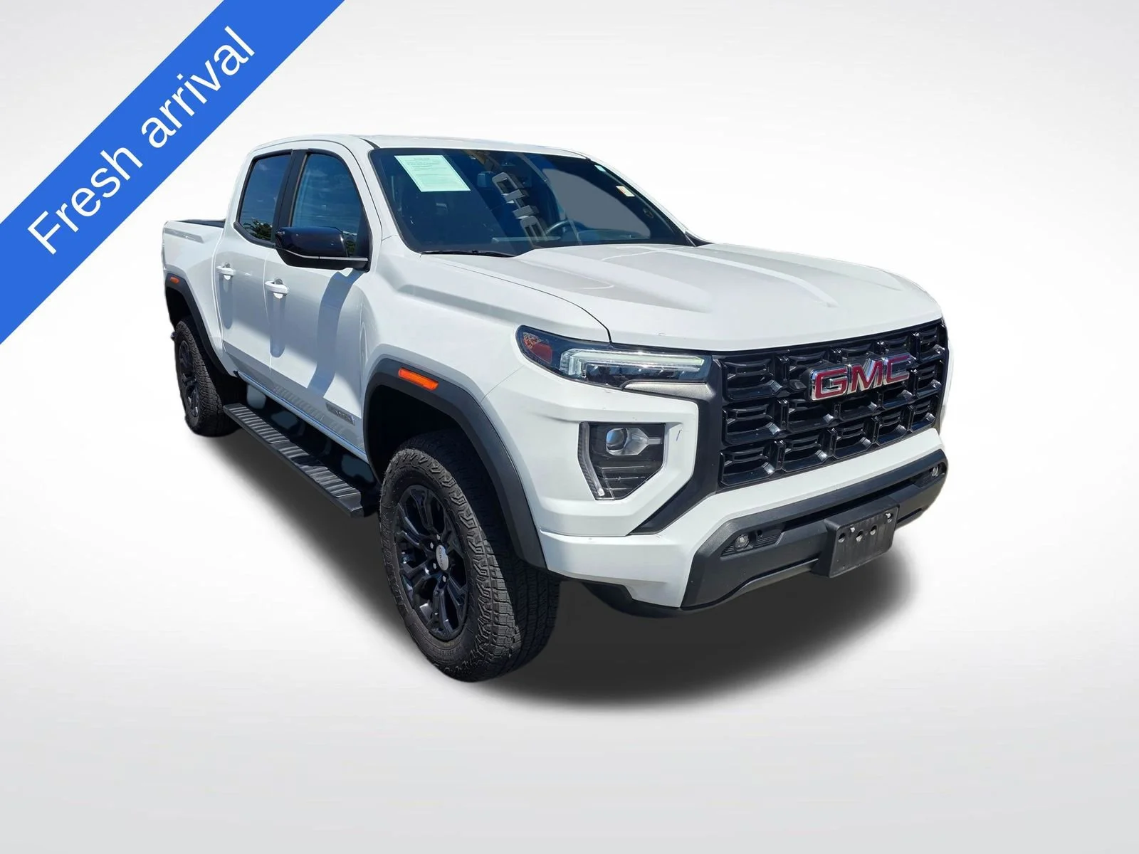 2024 GMC Canyon 2WD Elevation Crew Cab Short Box's photo
