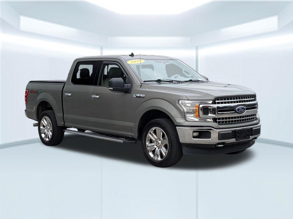 Used 2019 Green Ford XLT image 8