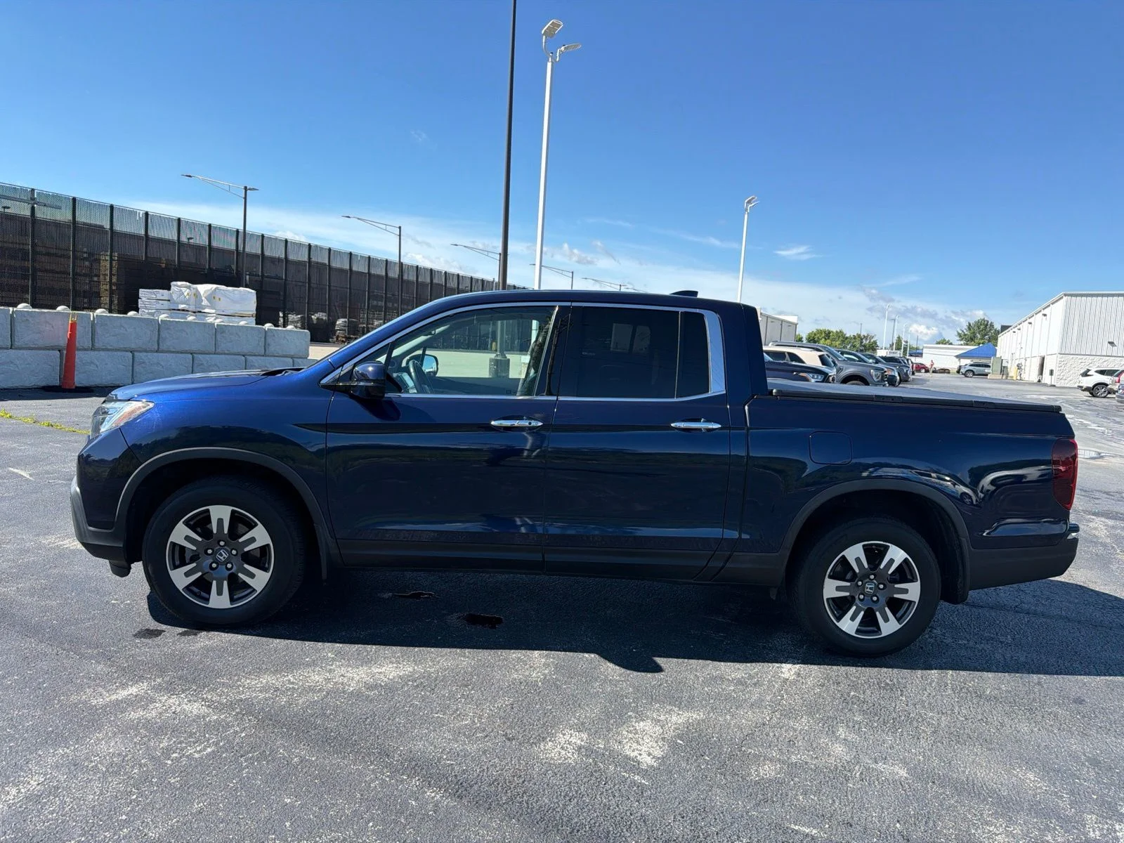 Used 2017 Blue Honda RTL-E image 3