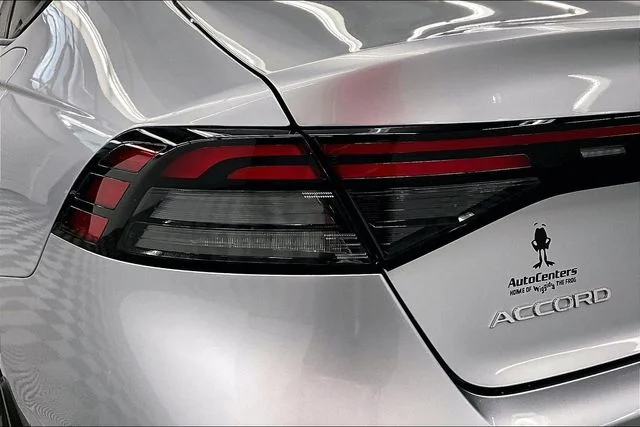 2025 Honda Accord SE - Photo 35