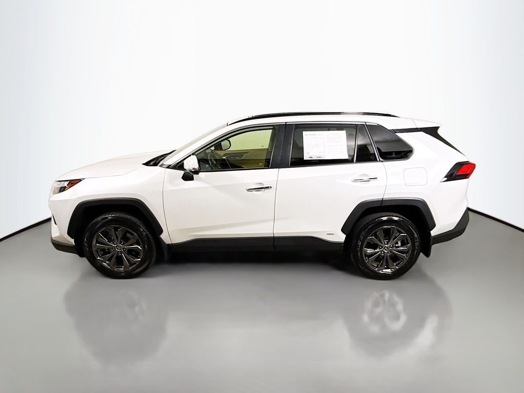 Used 2024 Wind Chill Pearl Toyota Hybrid Limited image 4