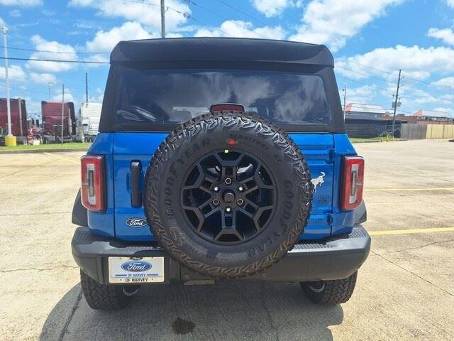 New 2026 Velocity Blue Metallic Ford Badlands® image 4
