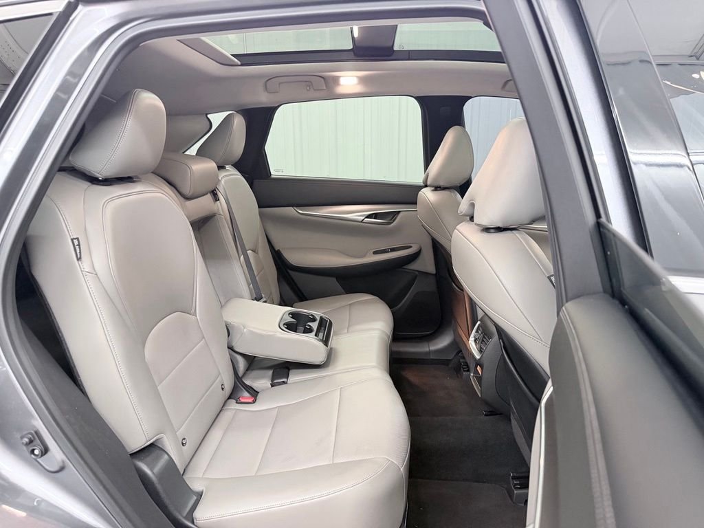 Used 2023 Gray INFINITI LUXE image 39