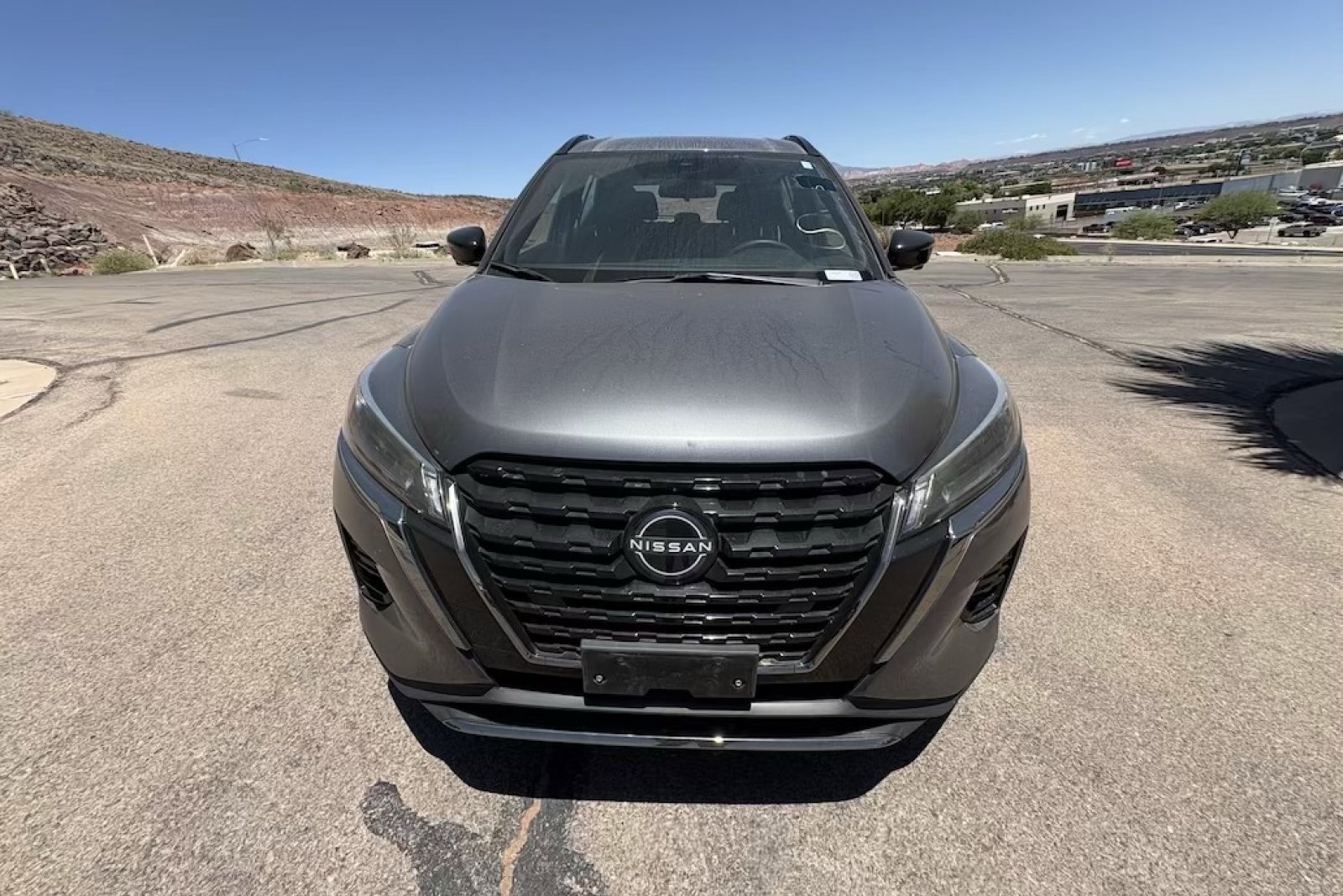 Used 2024 Gun Metallic Nissan SR image 9