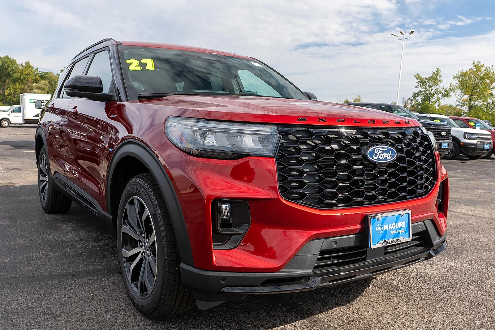 New 2027 Ruby Red Metallic Tinted Clearcoat Ford ST-Line image 4