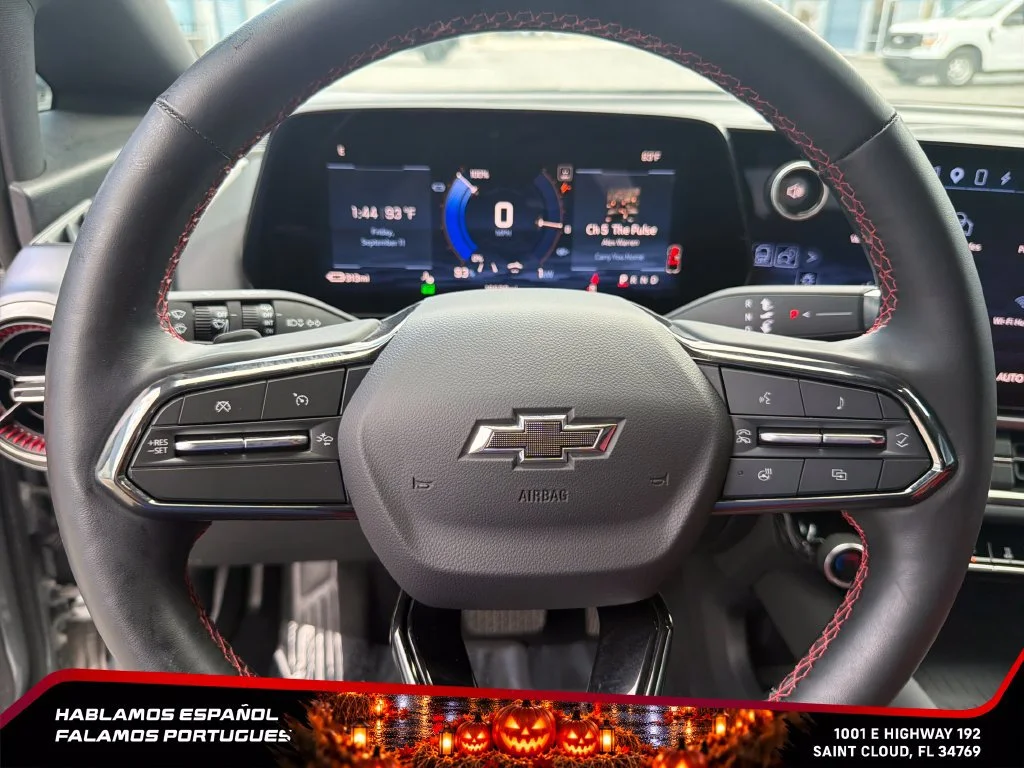 2024 Chevrolet Equinox EV RS - Photo 21