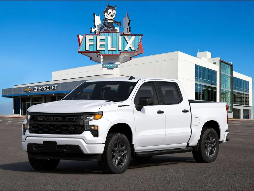 New 2026 Summit White Chevrolet Custom image 1
