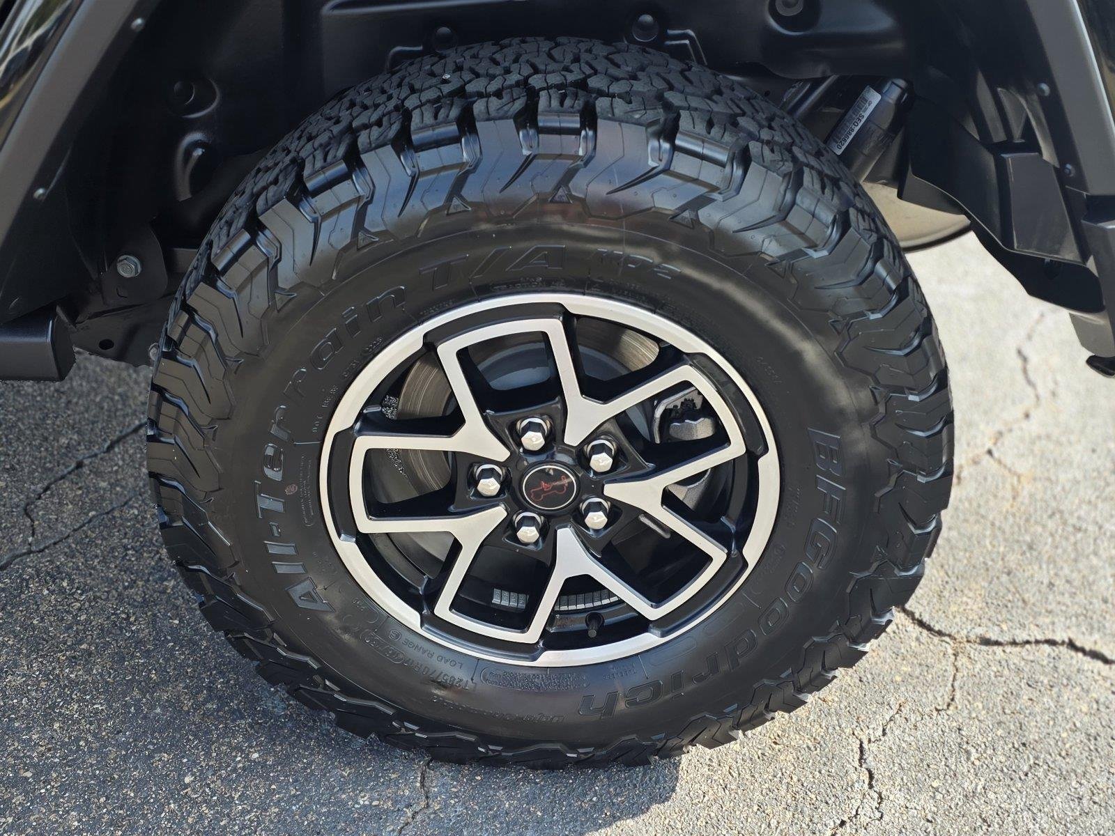 Used 2026 Black Clearcoat Jeep Rubicon image 32