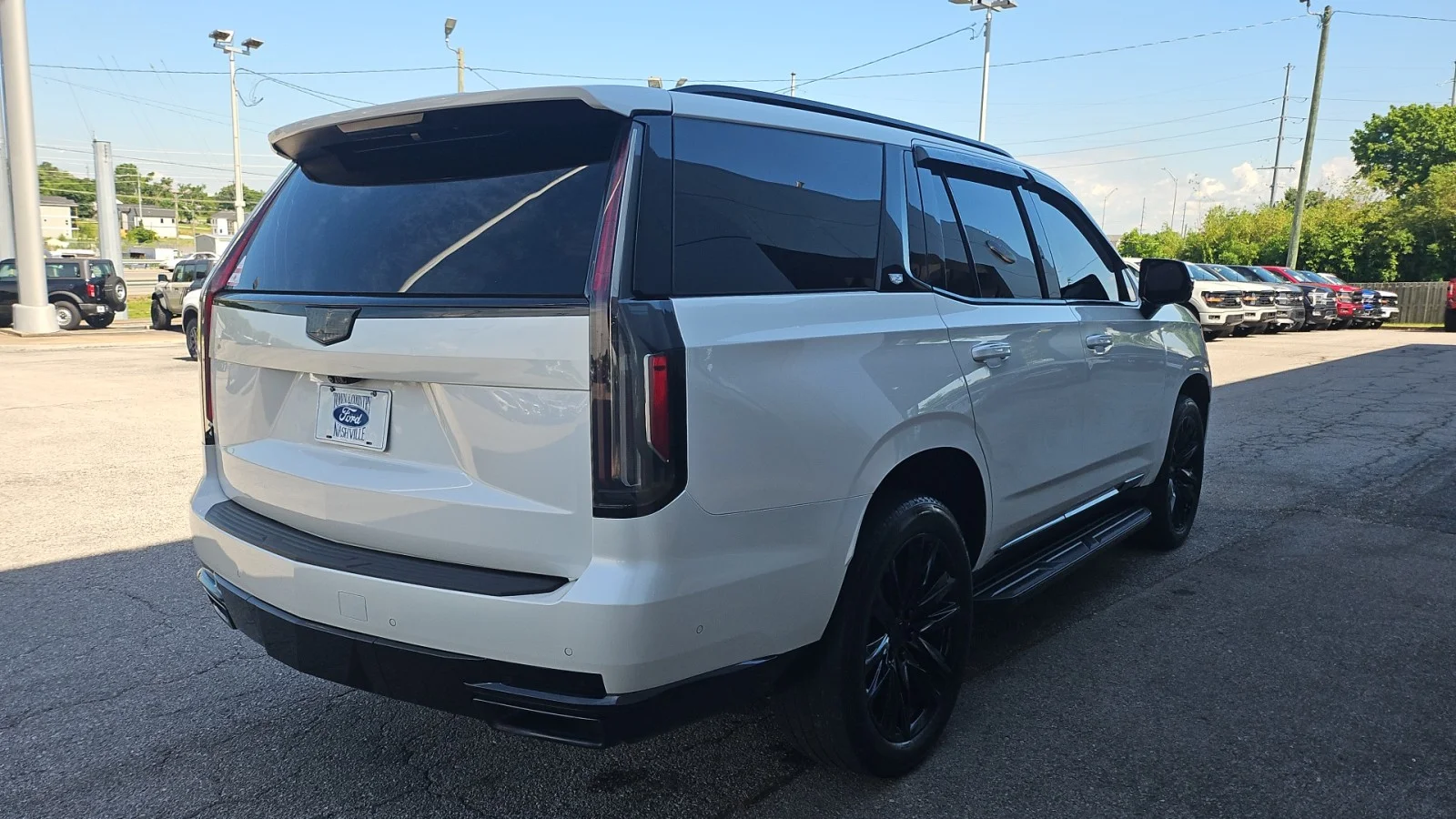 Used 2023 White Cadillac 4WD Sport Platinum image 5