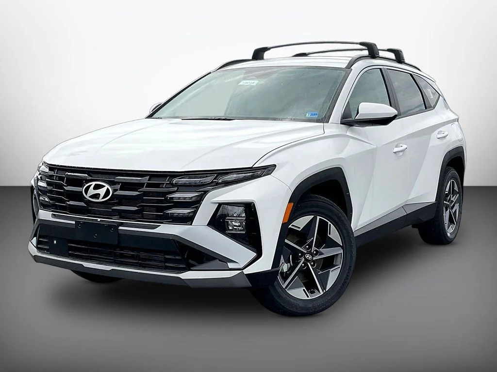 New 2026 White Hyundai SEL image 2