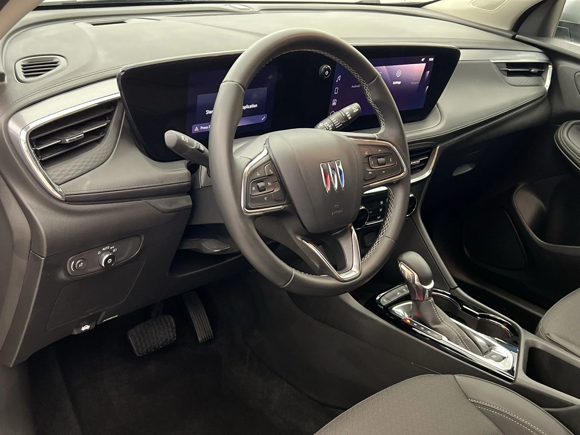 Used 2025 Gray Buick Preferred image 7