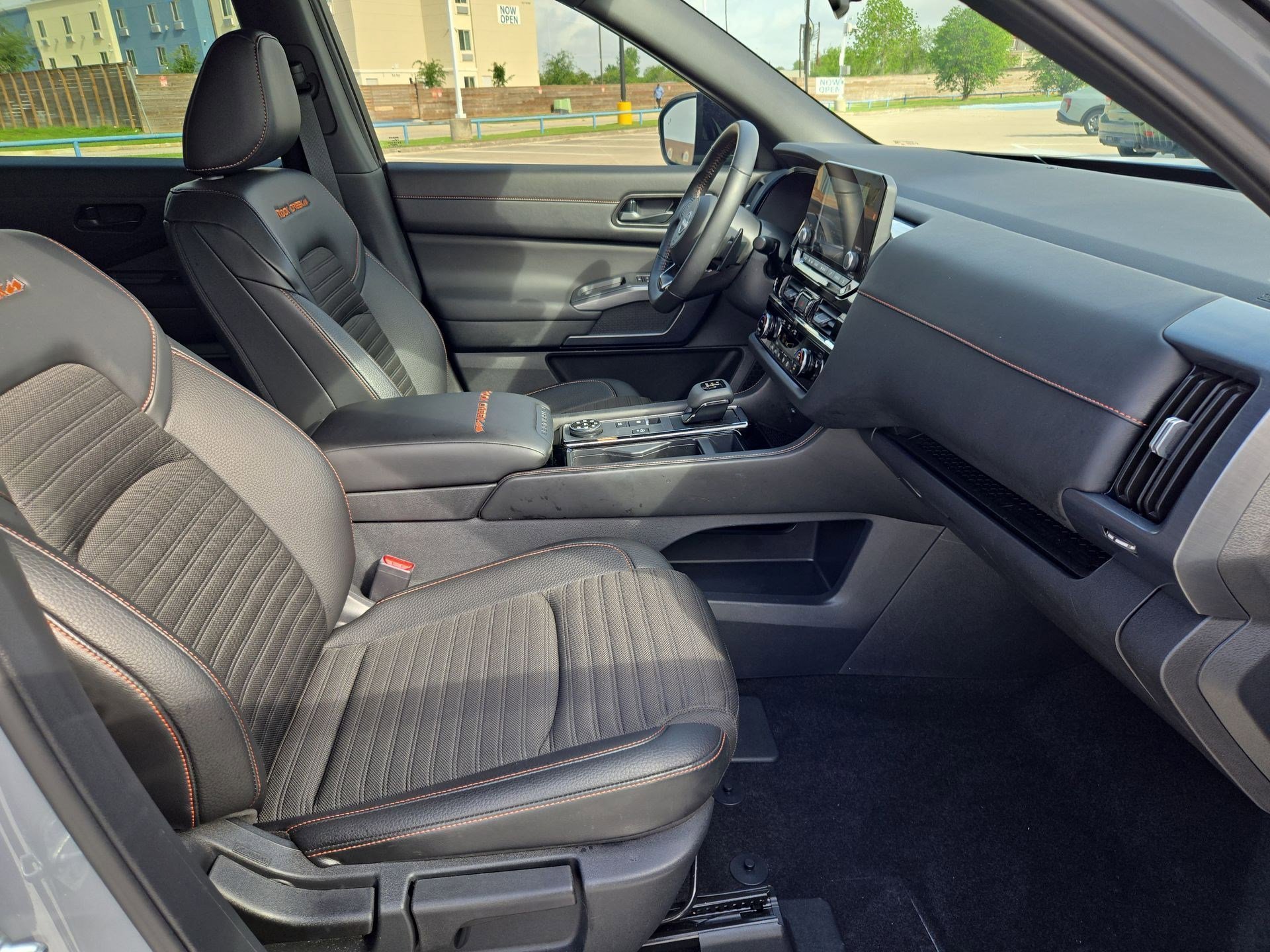 Used 2025 Solid Gray/Super Black Nissan Rock Creek image 30