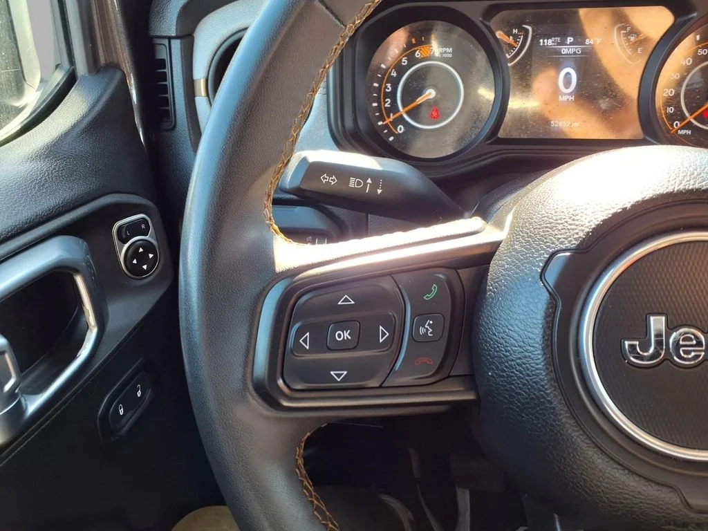 Used 2024 Gray Jeep Sport S image 13