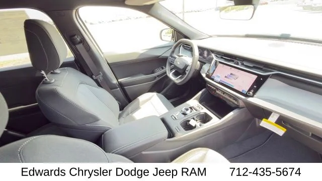 New 2026 White Jeep Laredo image 39