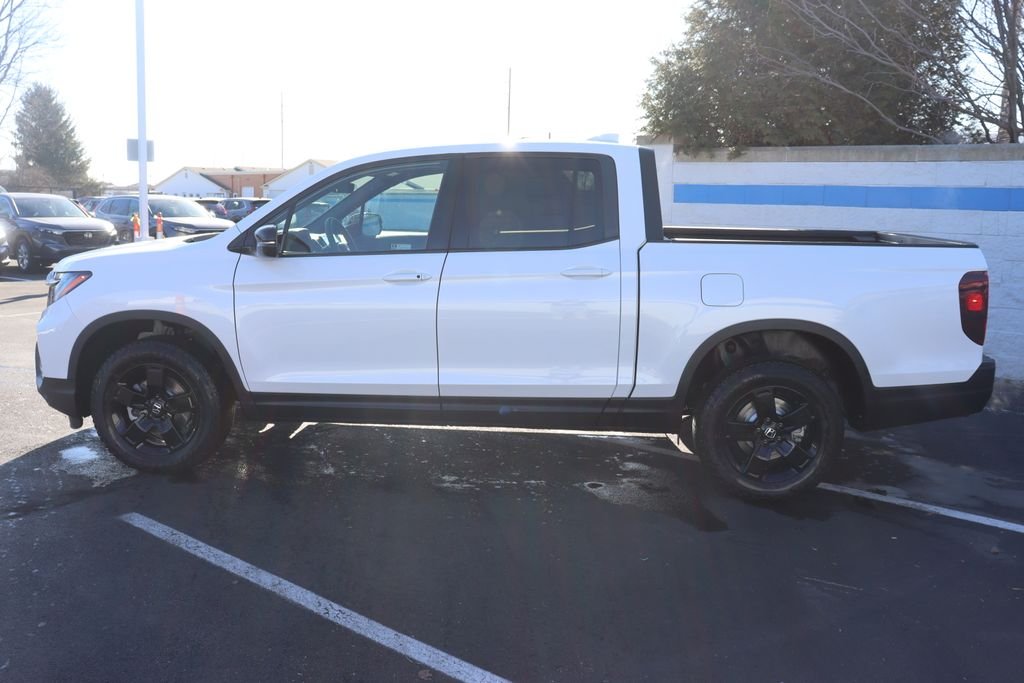 New 2026 Platinum White Pearl Honda Black Edition image 2