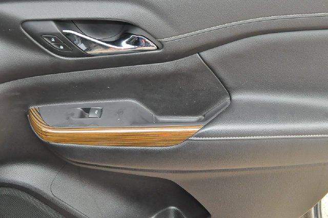 Used 2021 Black GMC SLE image 23
