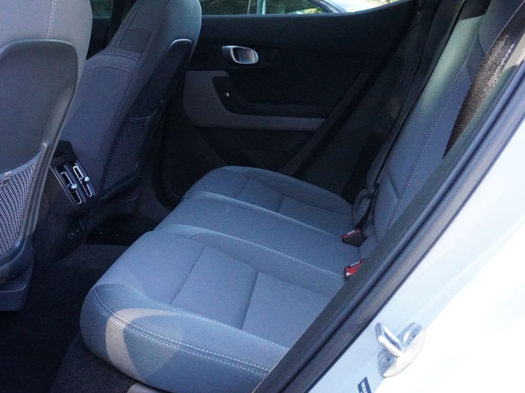 Used 2024 Gray Polestar Long Range Dual Motor image 33
