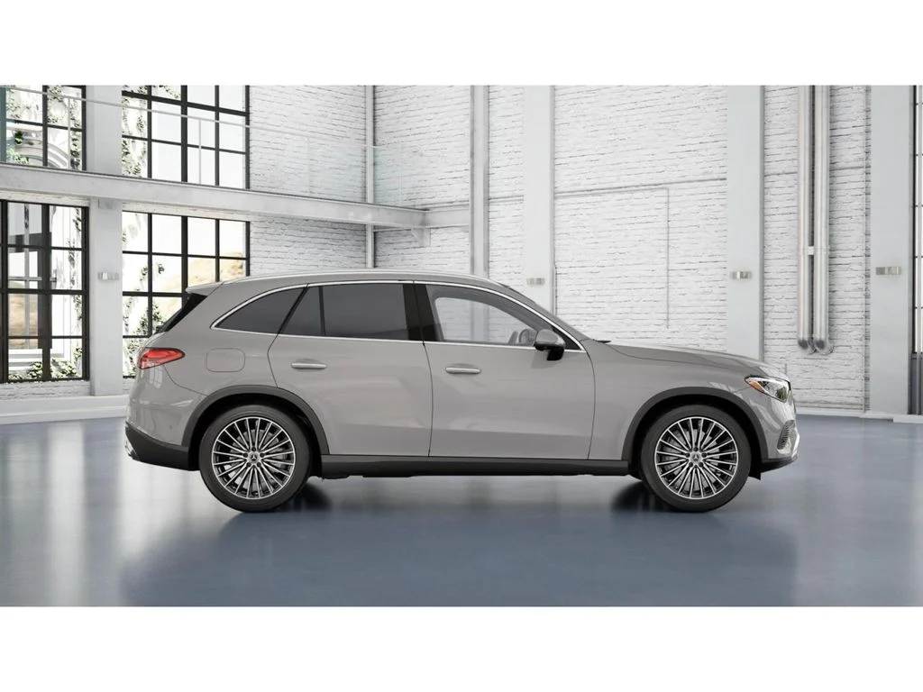 New 2027 White Mercedes-Benz GLC 300 image 48