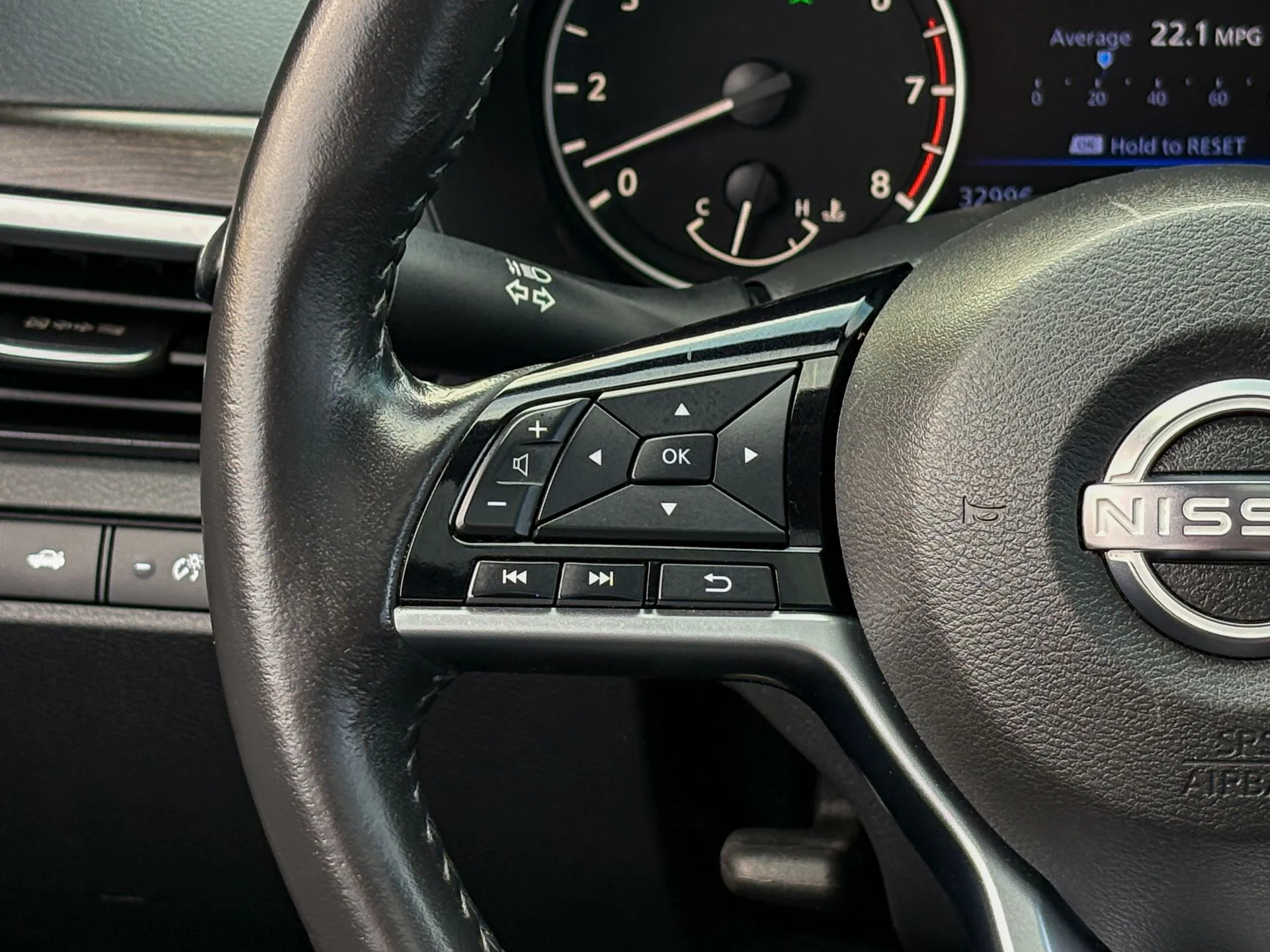 2024 Nissan Altima SL - Photo 18