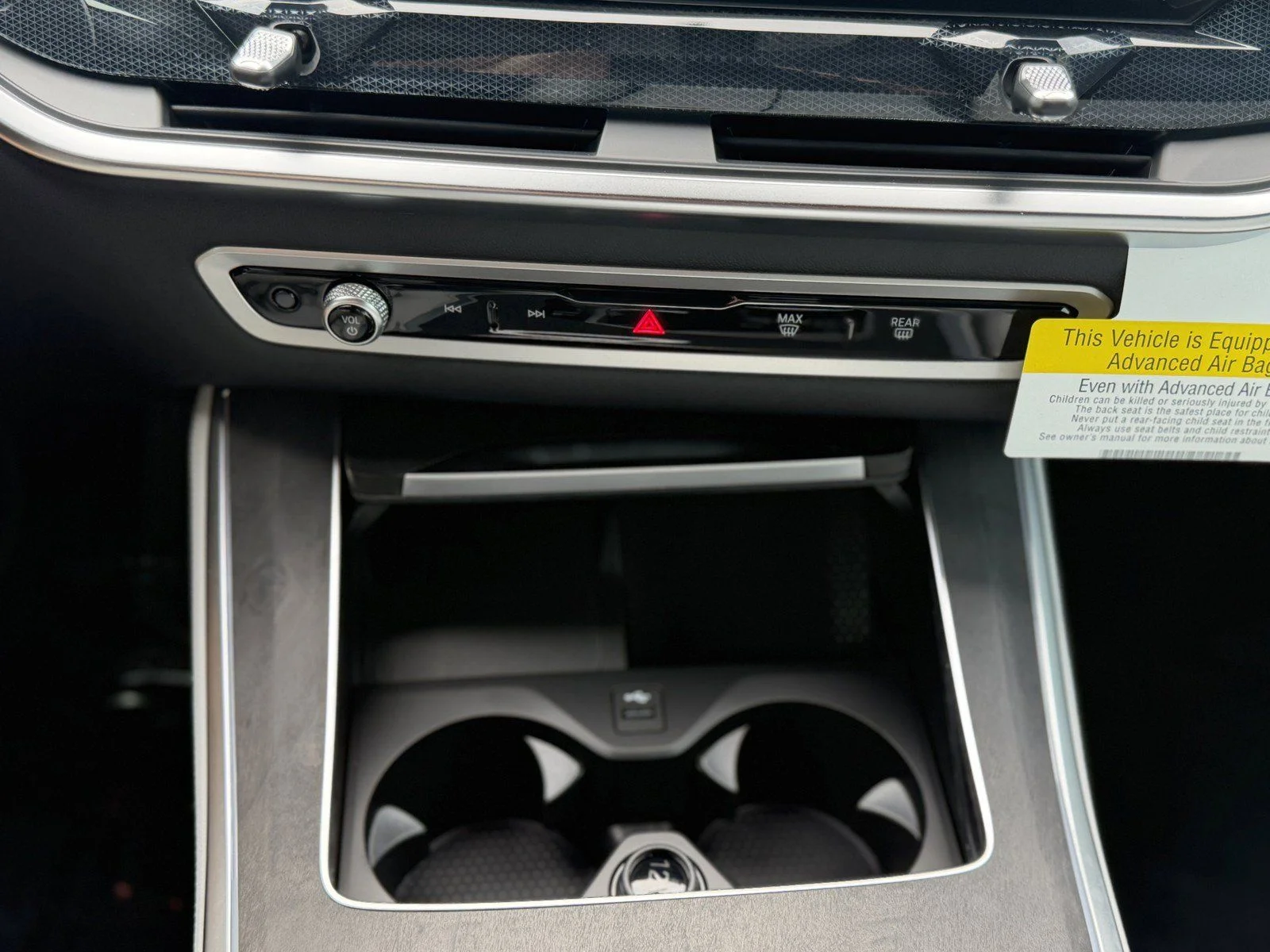New 2026 Mineral White Metallic BMW sDrive40i image 26