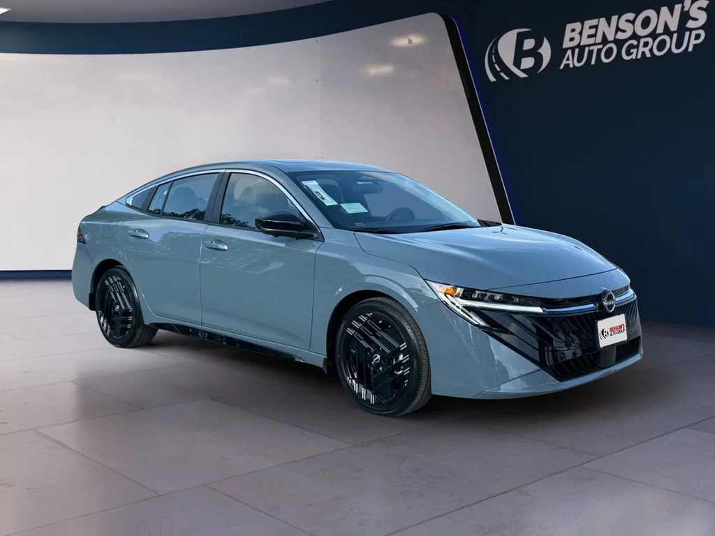 New 2027 Gray Nissan SR image 7