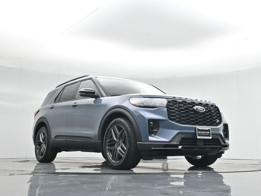 2025 Ford Explorer ST - Photo 51