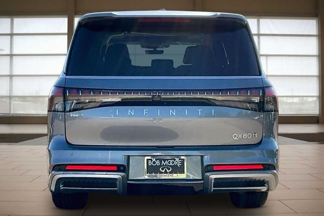 Used 2026 Silver INFINITI LUXE image 4