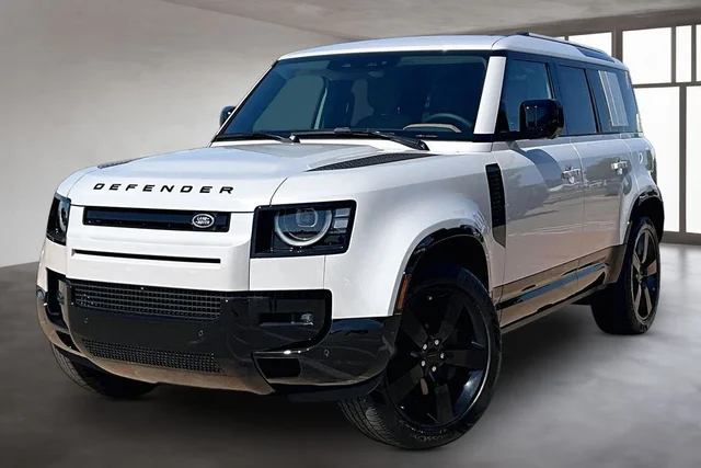 2026 Land Rover Defender 110 X-Dynamic SE
