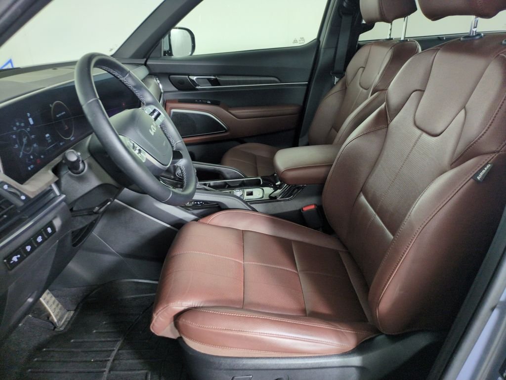 Used 2024 Silver Kia SX image 9