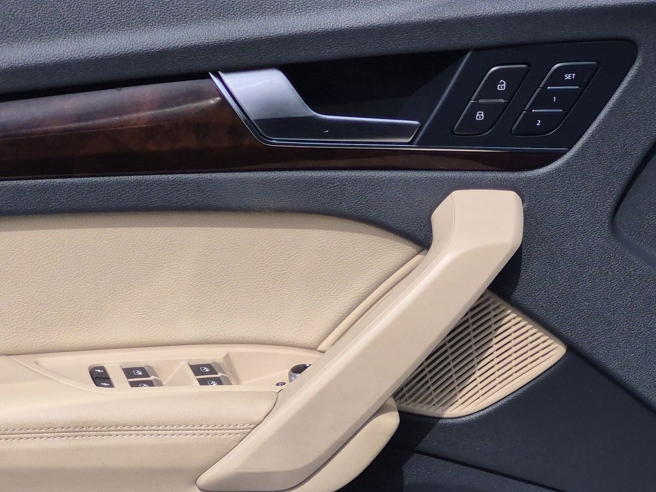 Used 2019 Black Audi Premium Plus image 24