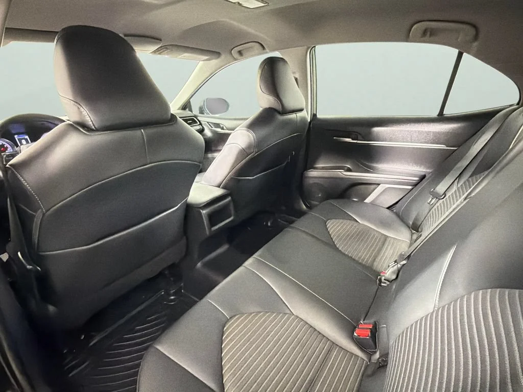 2021 Toyota Camry SE - Photo 26