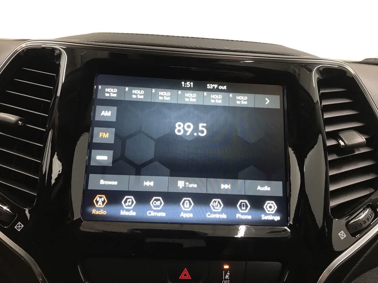 Used 2022 Diamond Black Crystal Pearlcoat Jeep Limited image 20