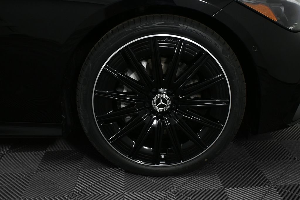 New 2026 Obsidian Black Metallic Mercedes-Benz CLE 300 image 33