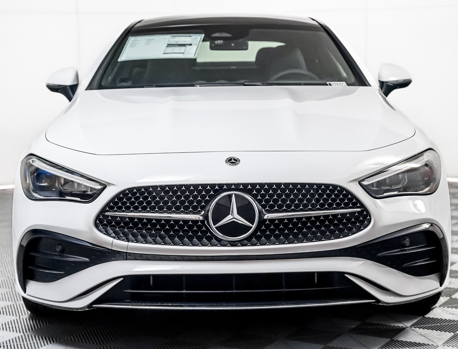 New 2026 Polar White Mercedes-Benz CLE 300 image 9