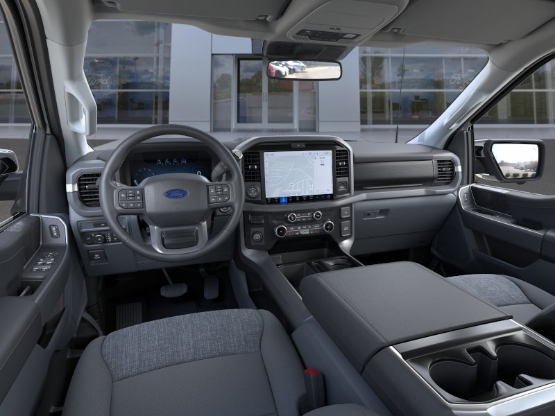 New 2026 Oxford White Ford XLT image 9