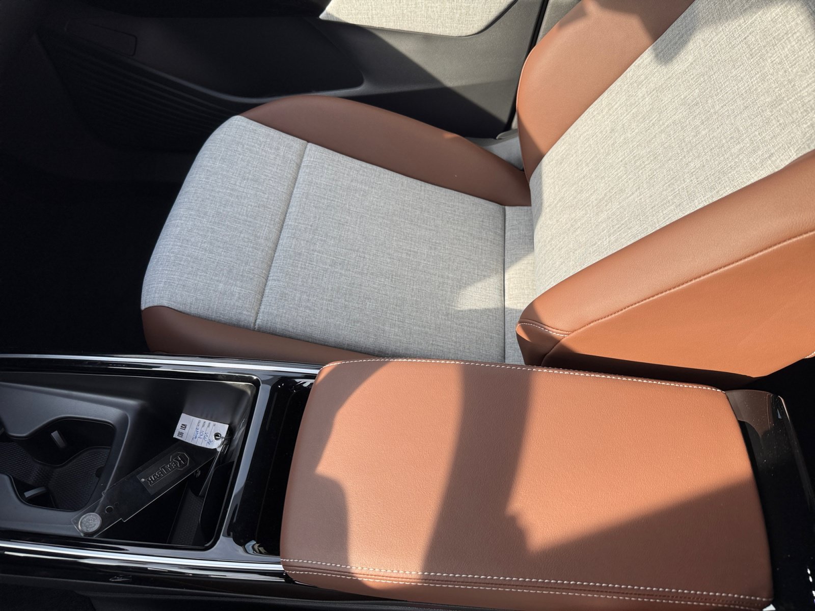 New 2026 Opal White Pearl Volkswagen Pro image 14