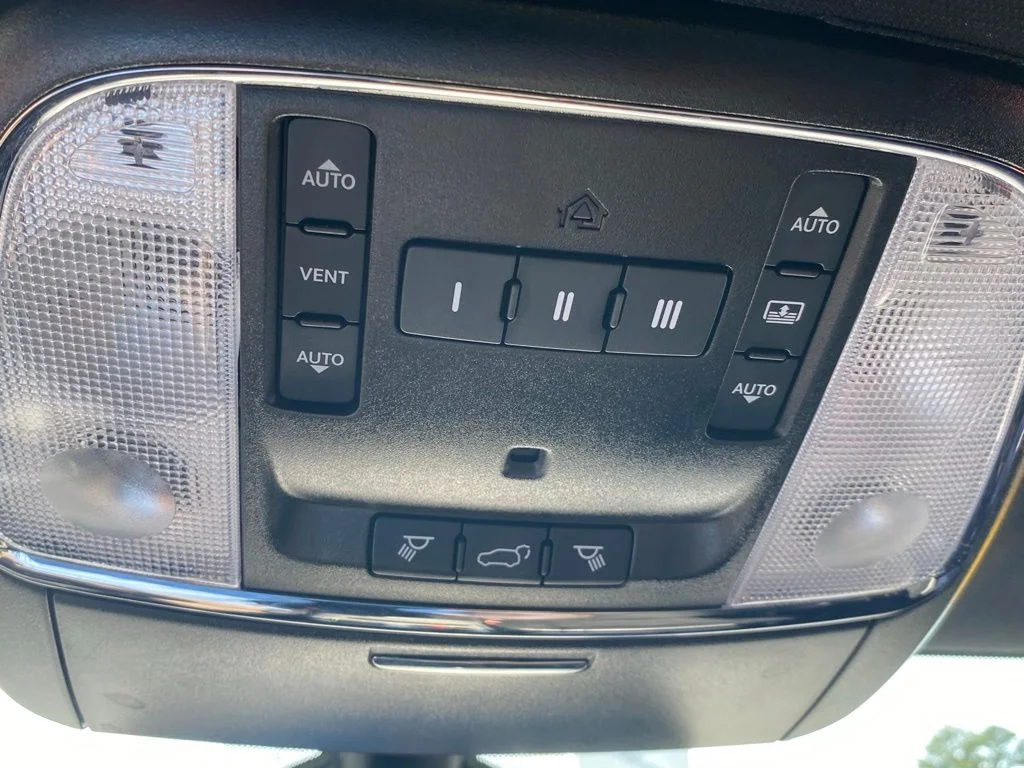 Used 2021 White Jeep Limited X image 25
