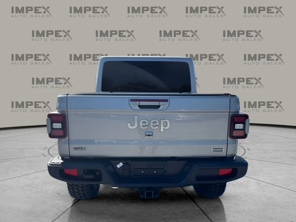 Used 2020 Silver Jeep Overland image 4
