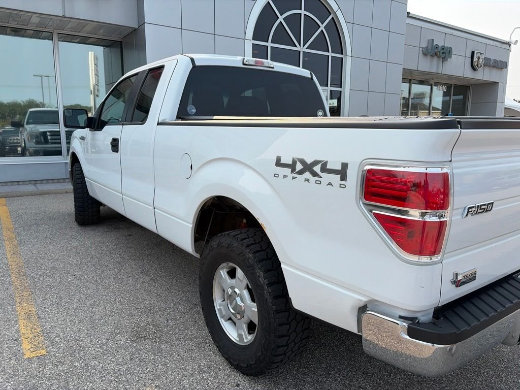 Used 2012 White Ford XLT image 4