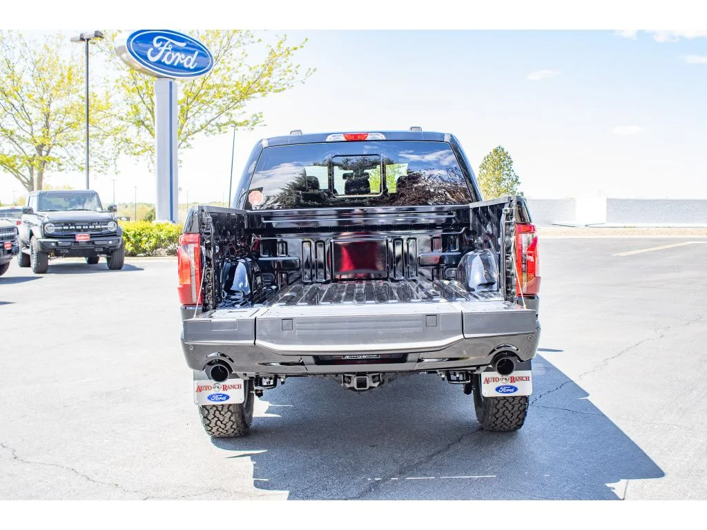 New 2026 AGATE BLACK METALLIC Ford Tremor image 11