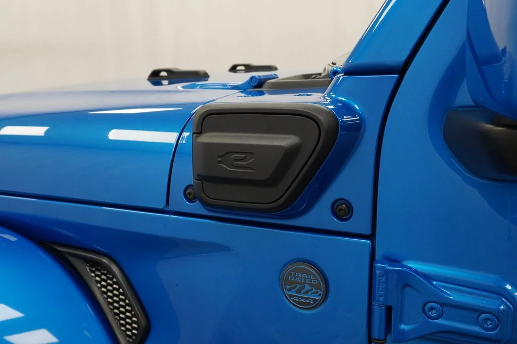 Used 2023 Blue Jeep High Altitude 4xe image 43