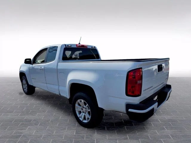 Used 2022 White Chevrolet LT image 5