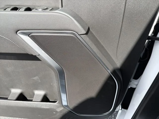 New 2026 Summit White GMC SLE image 22