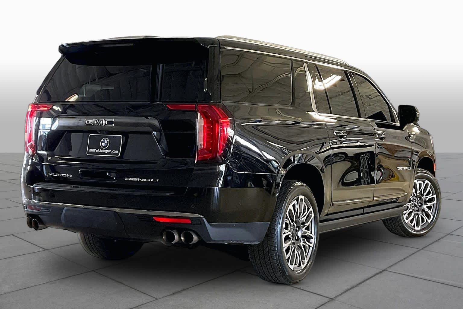 Used 2023 Onyx Black GMC Denali Ultimate image 12