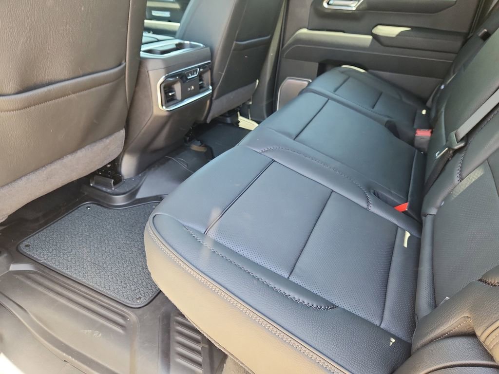 2026 GMC Sierra 1500 Denali - Photo 9